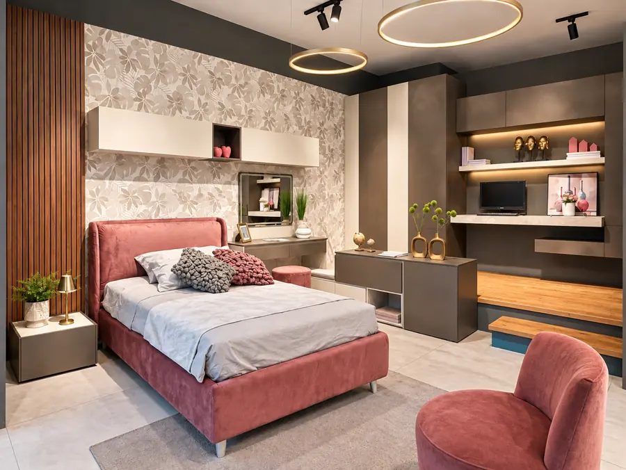 Cameretta Velvet Bronzo con letto a una piazza e mezza contenitore, armadio scorrevole bronzo ossidato e canapa, scrivania attrezzata e toeletta LED. Livein Camerette Mugnano.